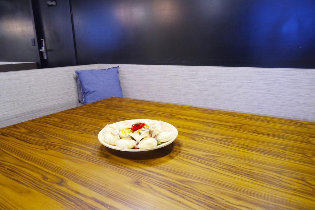Angels Hostel Taipei Ximen Екстериор снимка