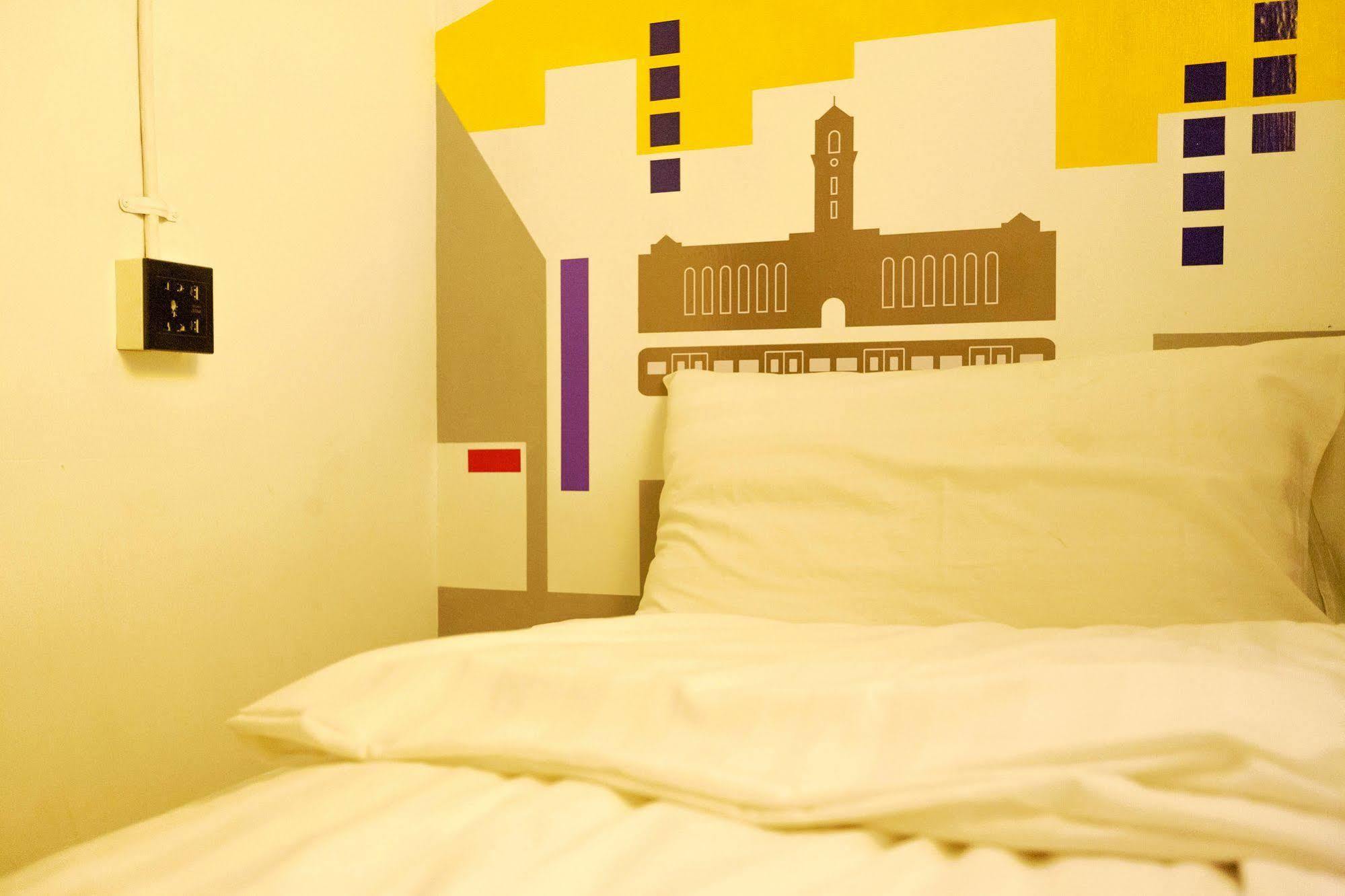 Angels Hostel Taipei Ximen Екстериор снимка