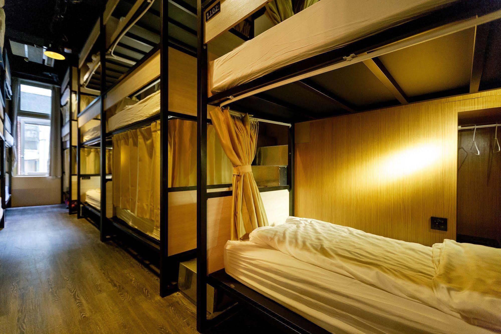 Angels Hostel Taipei Ximen Екстериор снимка