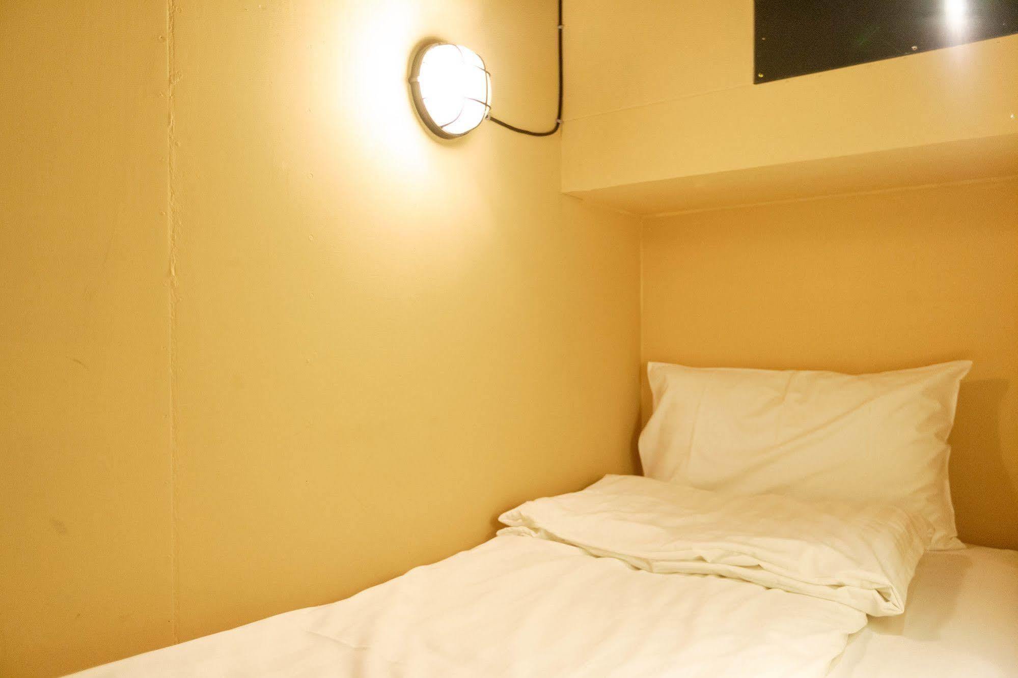Angels Hostel Taipei Ximen Екстериор снимка