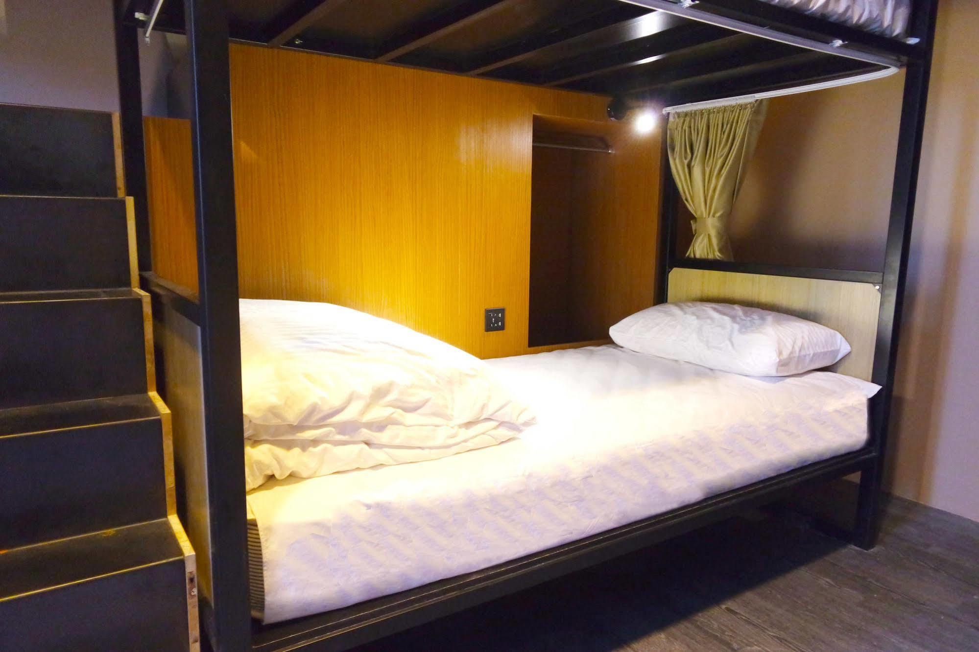 Angels Hostel Taipei Ximen Екстериор снимка